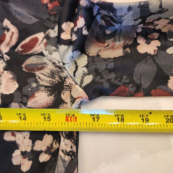 Abercrombie & Fitch Cropped Long Sleeve Sweatshirt Women's XS - Picture 4 of 6